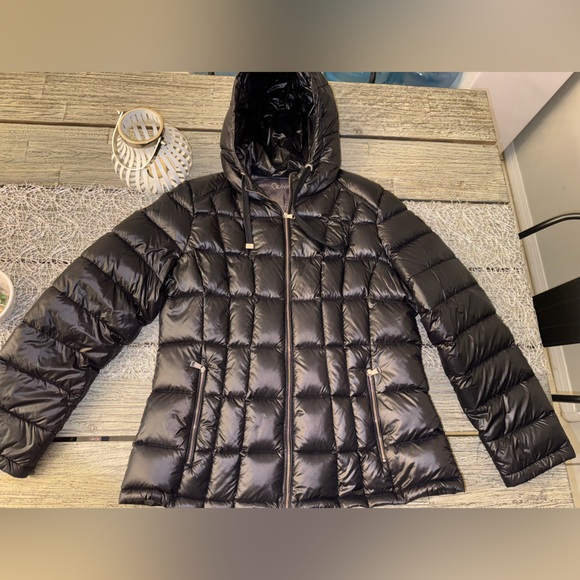 Calvin Klein Warm Weather Down Feather Shiny Black Puffer Jacket,Sz XL (Juniors) - Picture 1 of 7